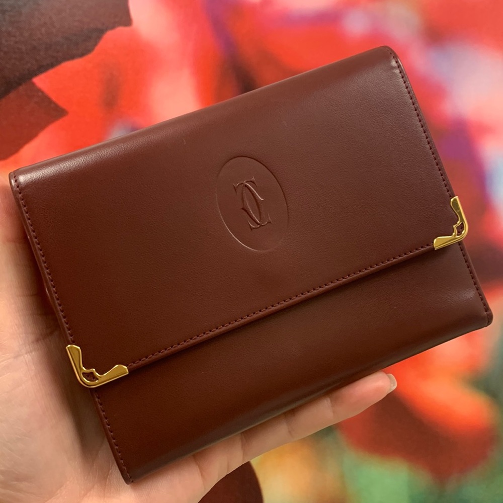 Sold❌AUTHENTIC MUST DE CARTIER TRI-FOLD FRENCH STYLE WALLET BORDEAUX LEATHER - Picture 1 of 17